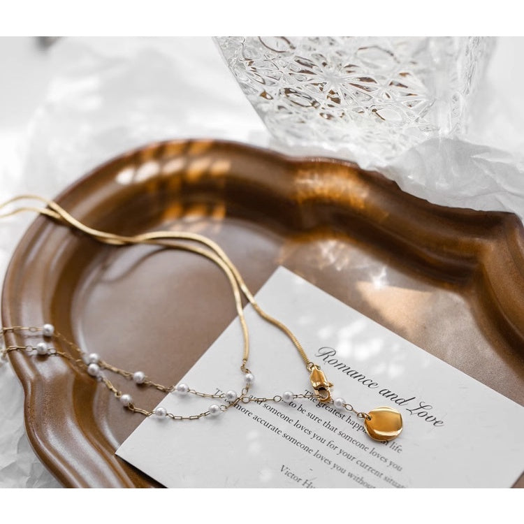The Danish Girl | Urban Layer | Double Pearl Gold Chain CityCape© 316L Titanium Steel | 18K Gold Hypoallergenic | Layered Necklace