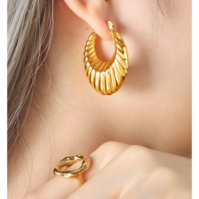 Urban Relief 316L Titanium Steel Sunburst Arc Hoop Earrings