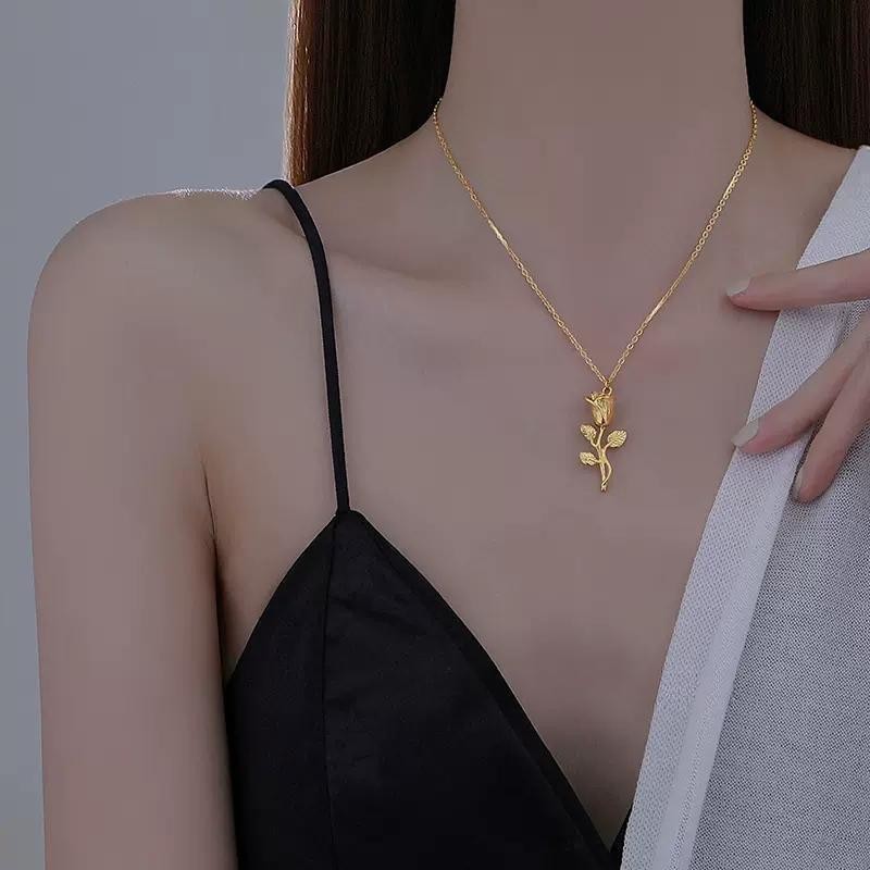 【永恆玫瑰】Urban Rose｜18K 鍍金復古玫瑰項鍊  CityCape© 都會浪漫系列｜不鏽鋼 18K 鍍金｜立體玫瑰設計