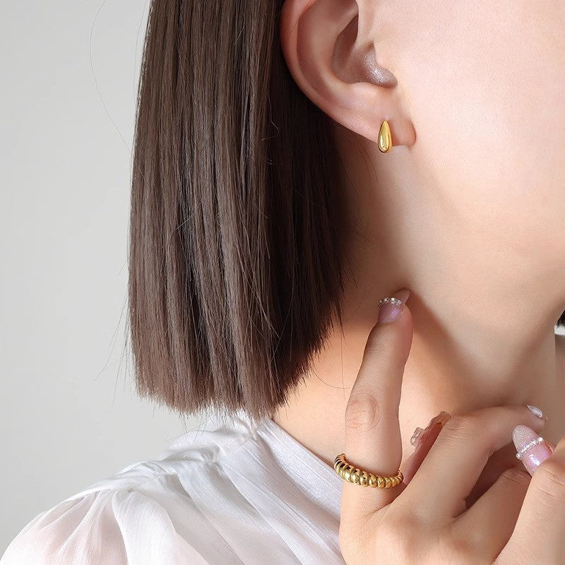 Urban Soft｜Streamlined Teardrop Stud Earrings - CityCape© 316L Titanium Steel｜18K Gold｜Hypoallergenic Minimalist Design