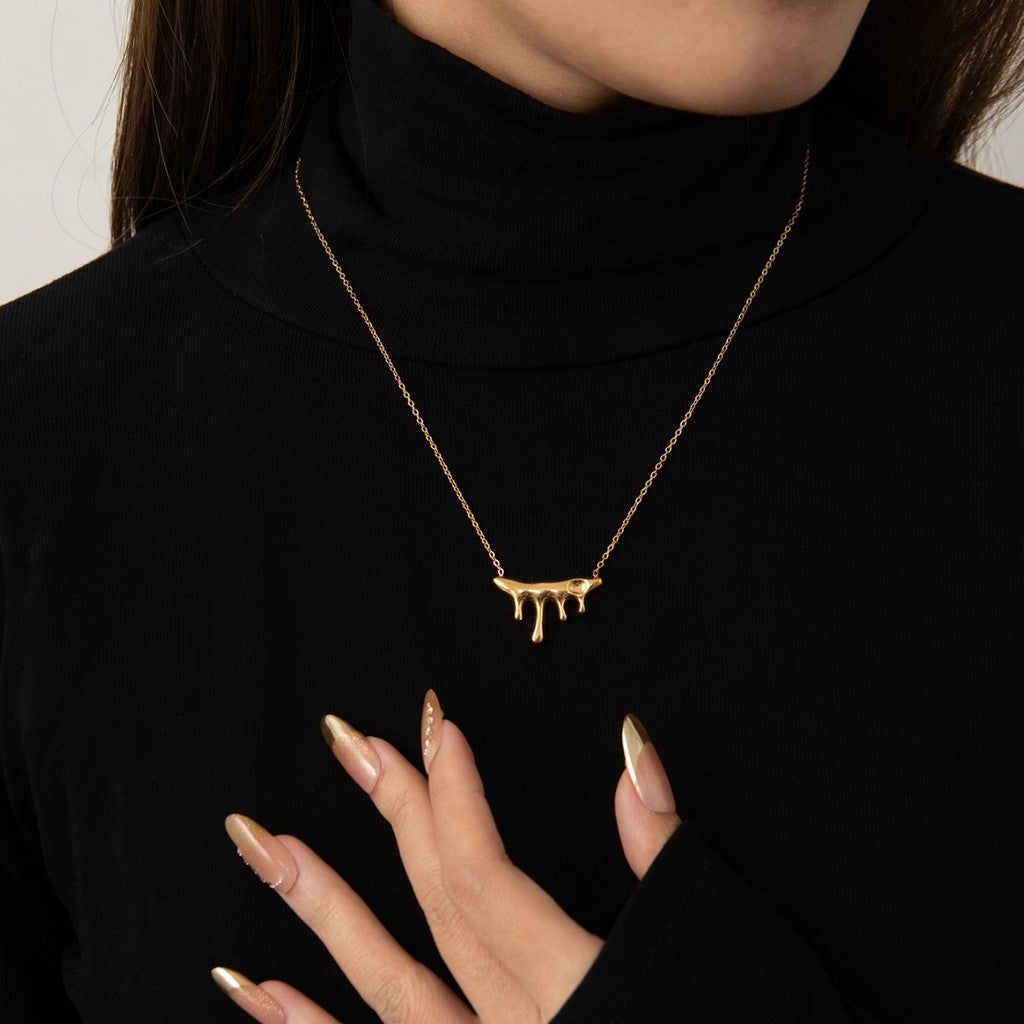 【Watercolor Style】Urban Atelier｜316L Titanium Steel Abstract Streamline Necklace｜18K Gold Plated Minimalist Design