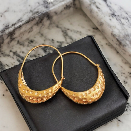 【Shanghai Glamour】Urban Crescent 316L Titanium Steel Sculptural Curved Hoop Earrings