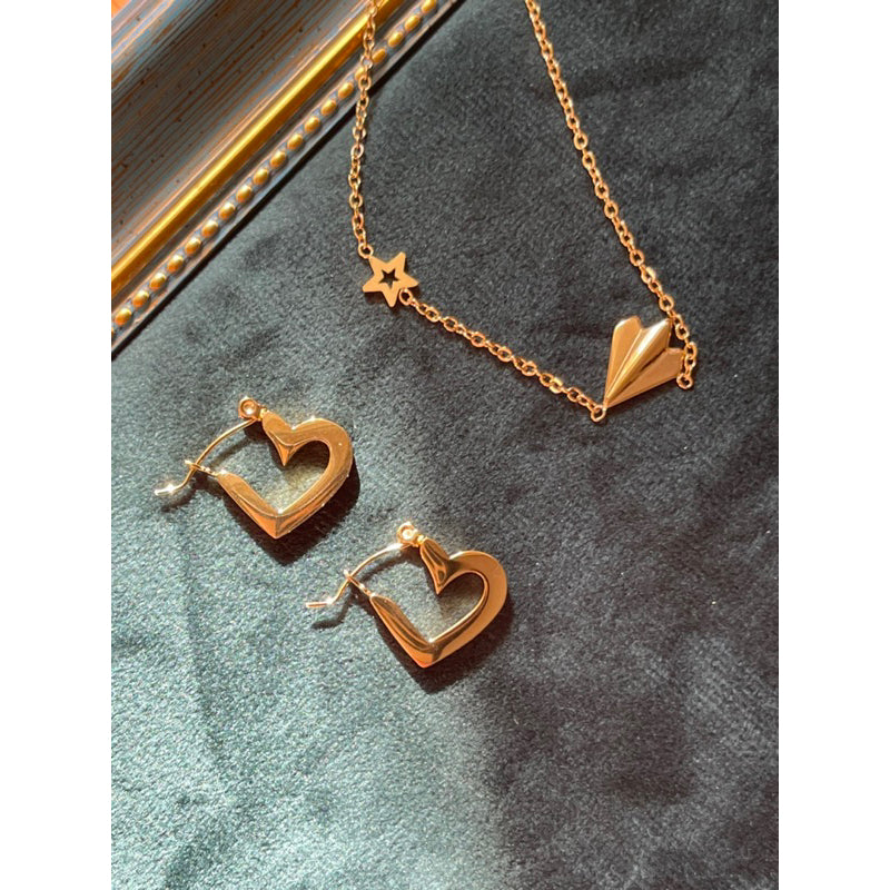 【Urban Heart Frame｜城市心框耳環】  CityCape© 316L 鈦鋼｜18K金色｜城市幾何系列