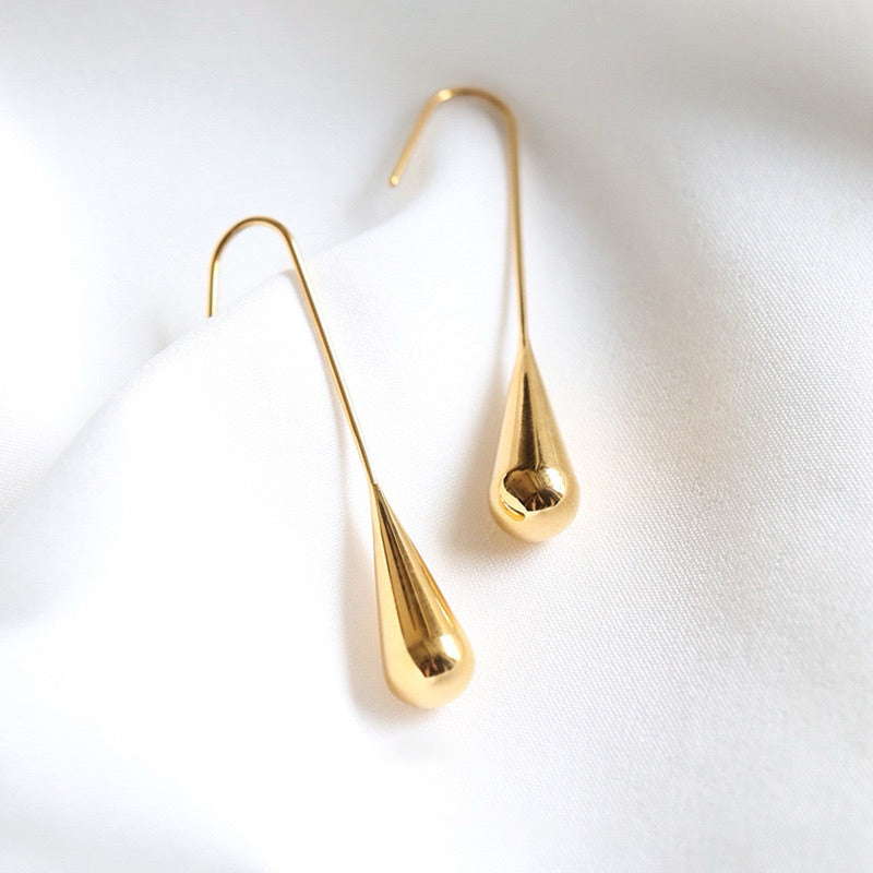 【GOLDFISH TEARS】Urban Drop｜316L Titanium Steel Teardrop Dangle Earrings｜18K Gold Plated Minimalist Design