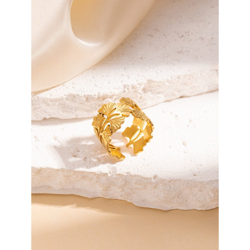 【Urban Flora｜Leaf Pattern Engraved Open Ring】CityCape© 316L Titanium Steel｜18K Gold｜Hypoallergenic Design