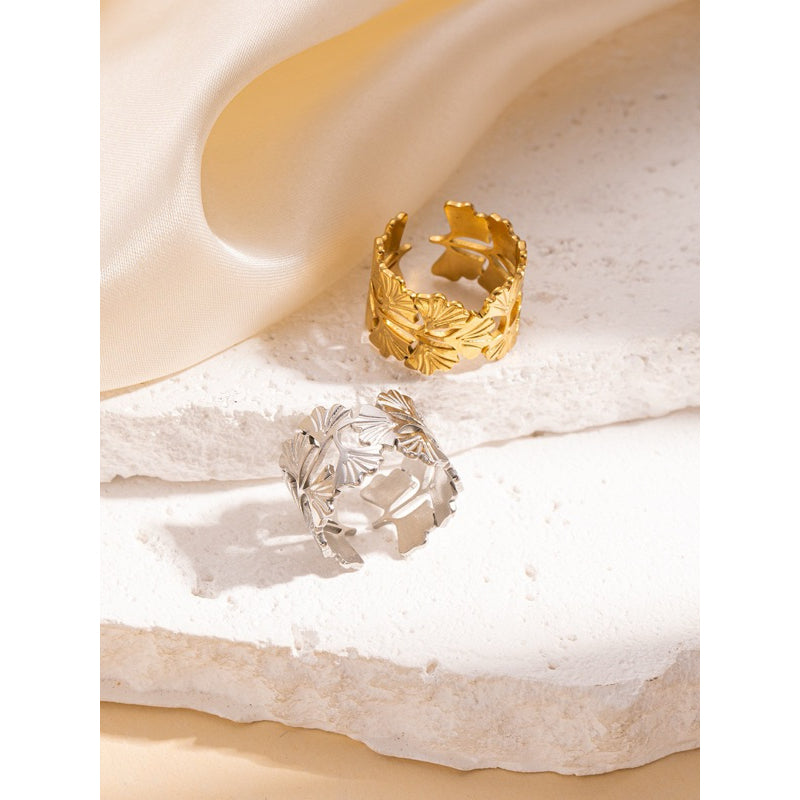 【Urban Flora｜Leaf Pattern Engraved Open Ring】CityCape© 316L Titanium Steel｜18K Gold｜Hypoallergenic Design